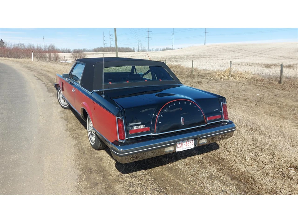 1982 Lincoln Continental Mark VI - Image 8 of 31