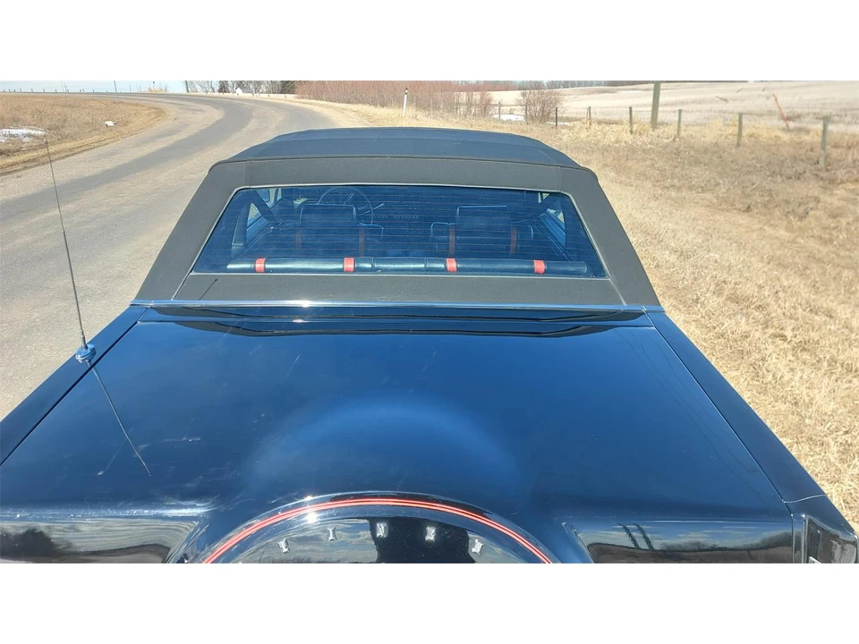 1982 Lincoln Continental Mark VI - Image 12 of 31