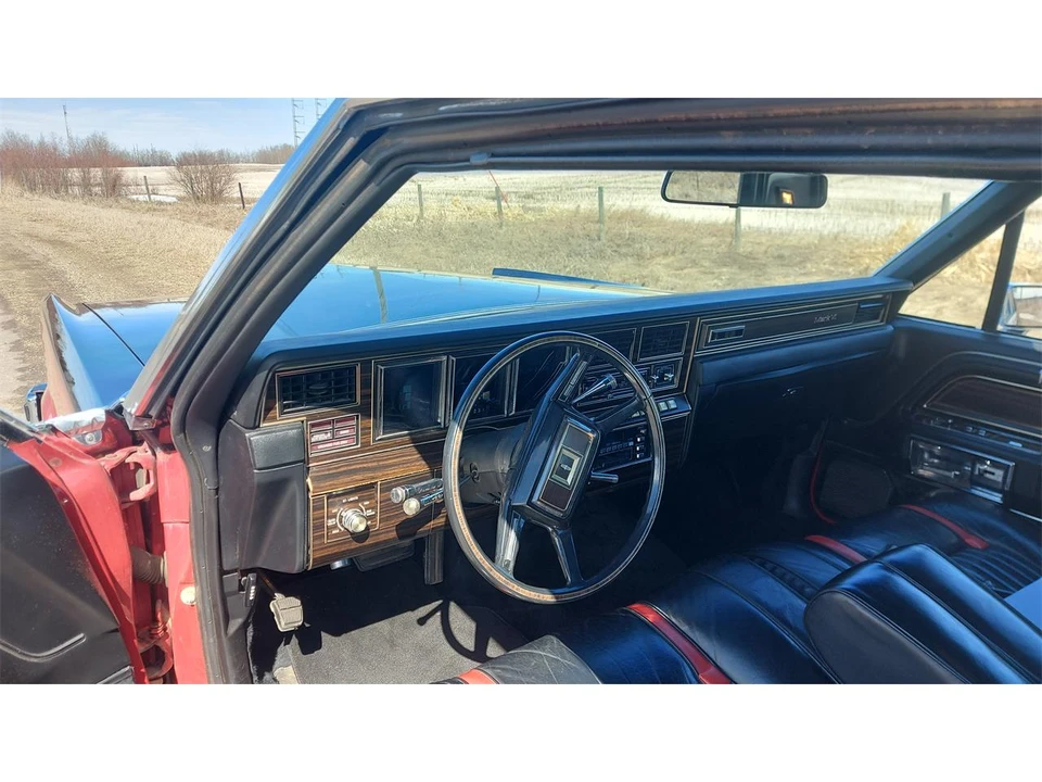 1982 Lincoln Continental Mark VI - Image 25 of 31