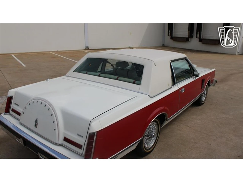 1982 Lincoln Continental Mark VI - Image 21 of 31