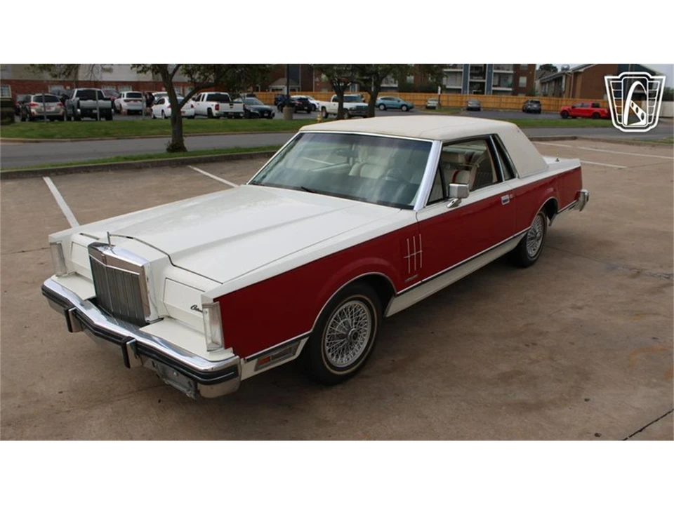 1982 Lincoln Continental Mark VI - Image 17 of 31