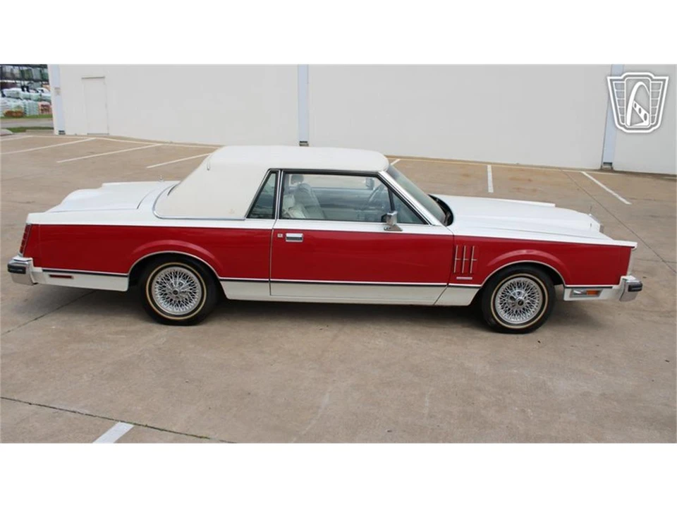 1982 Lincoln Continental Mark VI - Image 22 of 31
