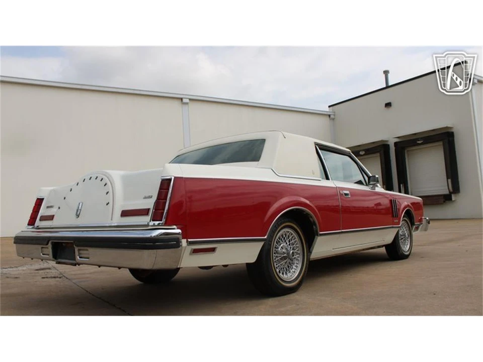 1982 Lincoln Continental Mark VI - Image 28 of 31