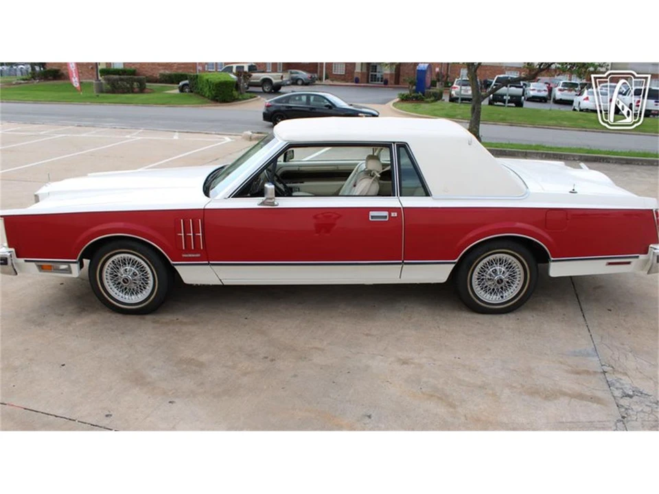 1982 Lincoln Continental Mark VI - Image 18 of 31