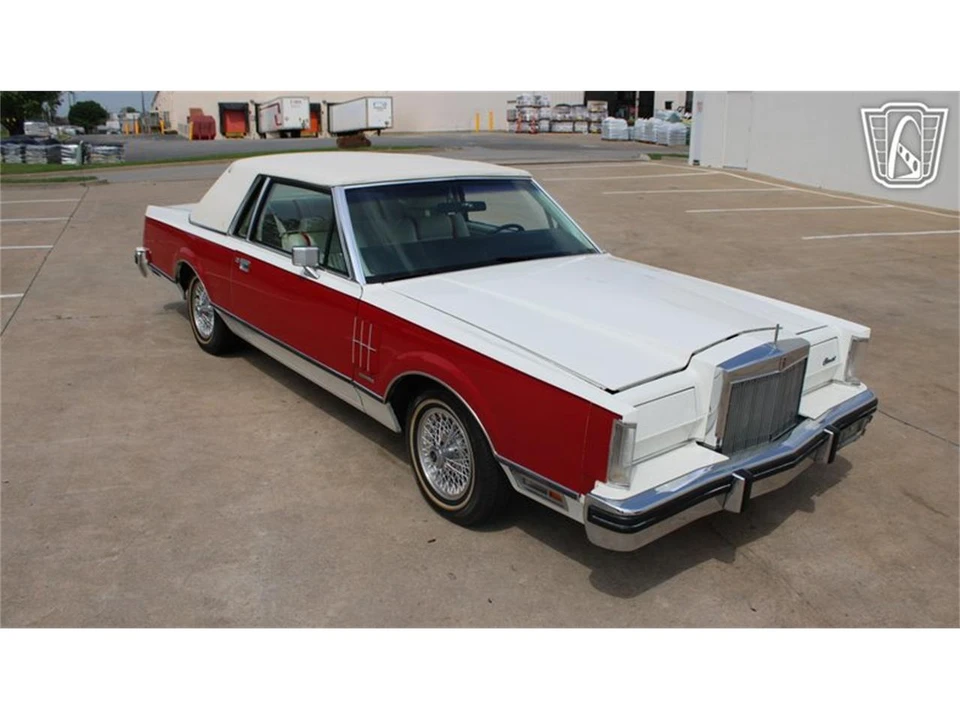 1982 Lincoln Continental Mark VI - Image 23 of 31