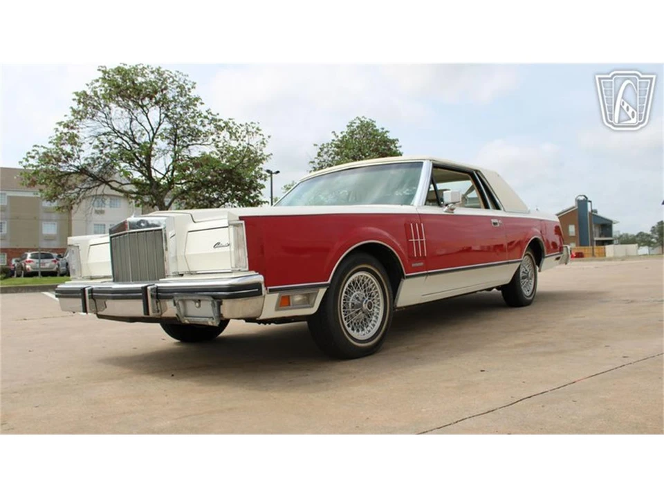 1982 Lincoln Continental Mark VI - Image 24 of 31