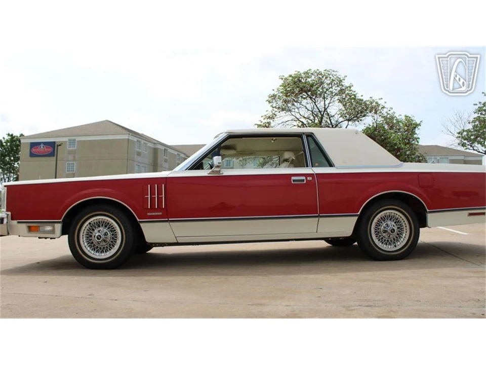 1982 Lincoln Continental Mark VI - Image 25 of 31