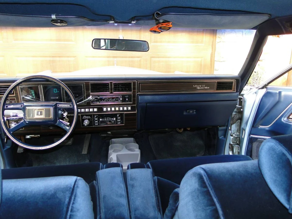 1982 Lincoln Continental Mark VI - Image 10 of 21