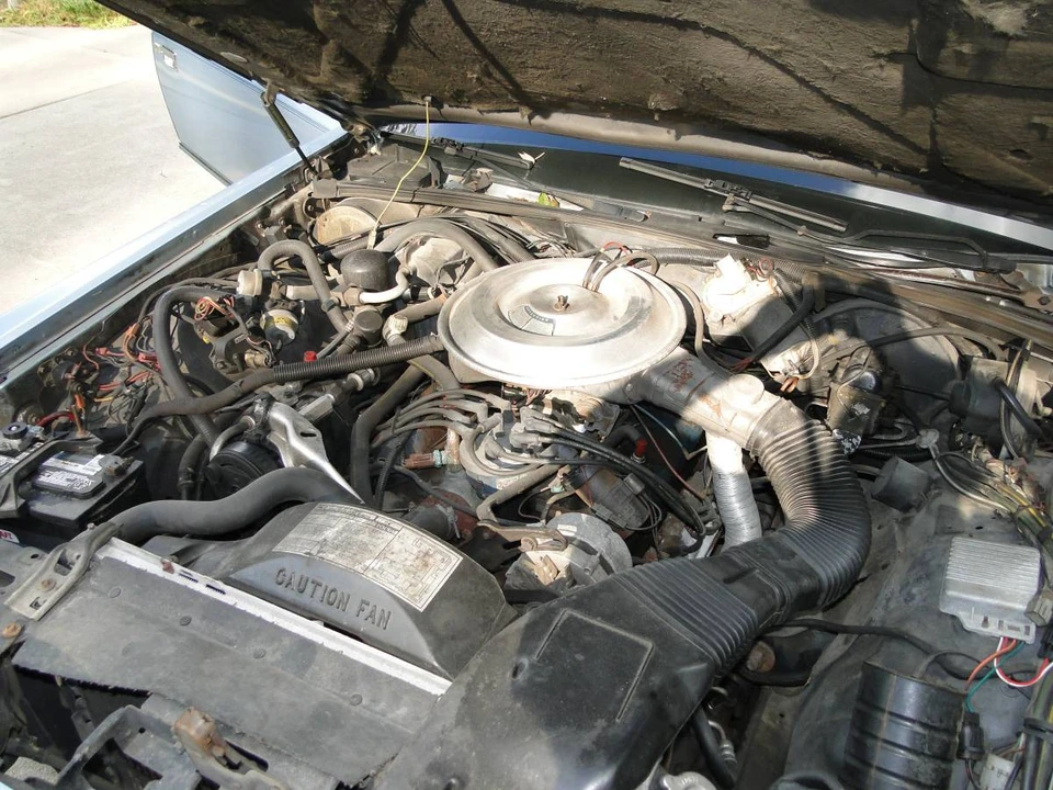 1982 Lincoln Continental Mark VI - Image 5 of 21
