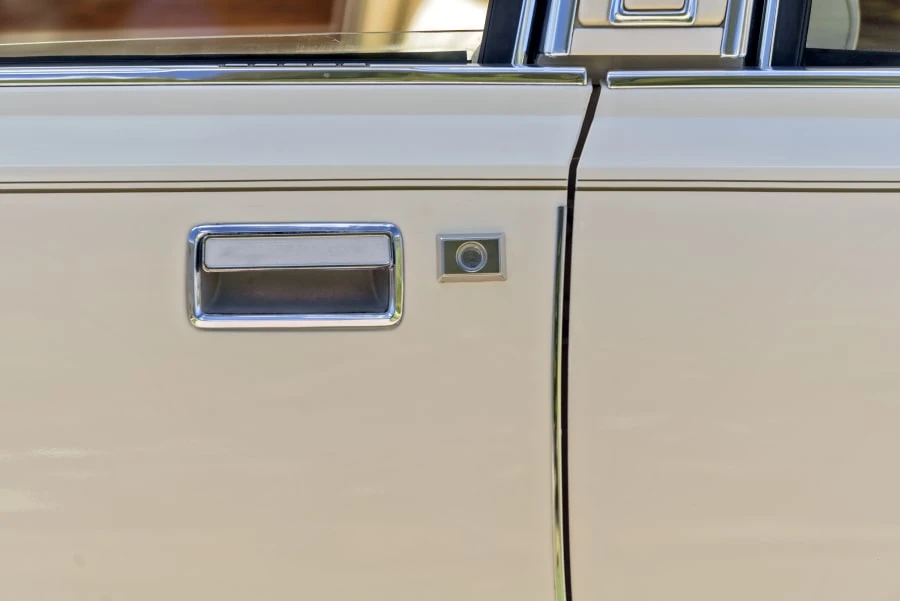 1982 Lincoln Continental Mark VI - Image 15 of 31
