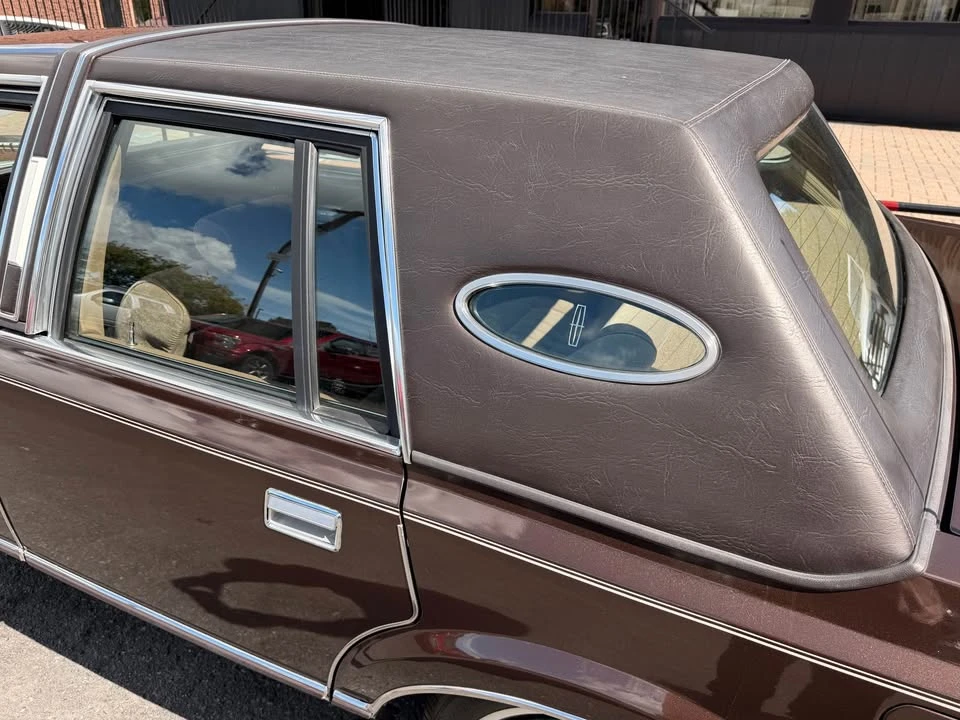 1982 Lincoln Continental Mark VI - Image 4 of 17