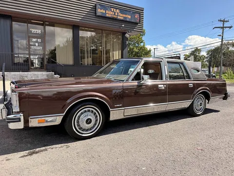 1982 Lincoln Continental Mark VI