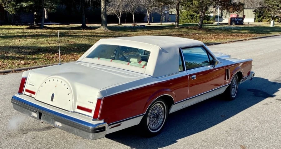 1982 Lincoln Continental Mark VI - Image 2 of 11