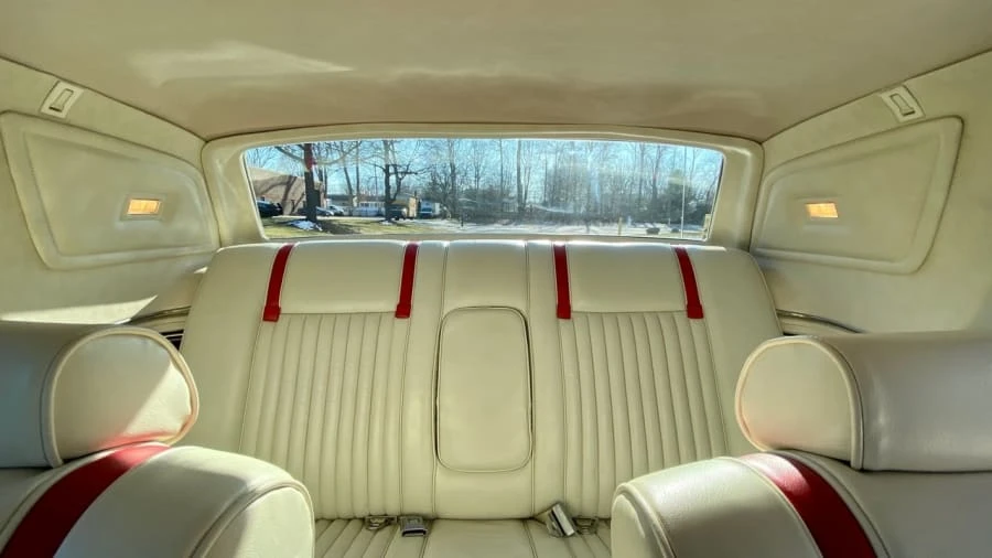 1982 Lincoln Continental Mark VI - Image 10 of 11