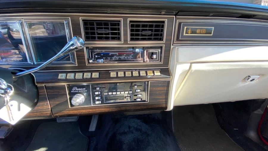 1982 Lincoln Continental Mark VI - Image 11 of 11