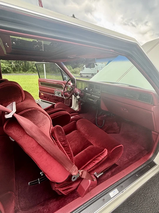 1982 Lincoln Continental Mark VI - Image 21 of 31