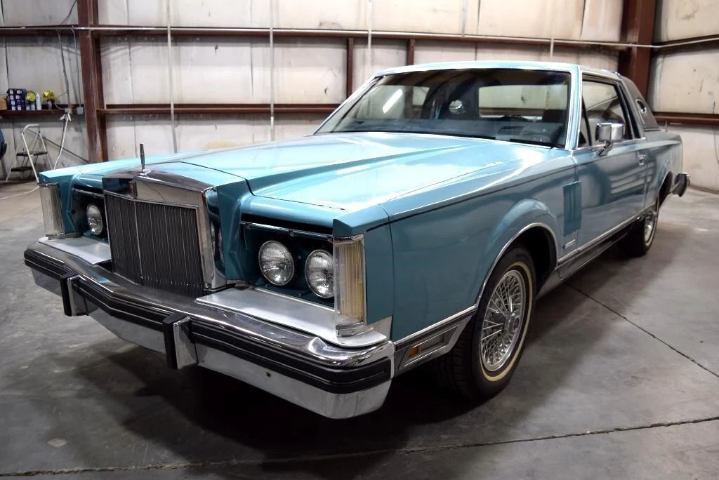 1982 Lincoln Continental Mark VI - Image 3 of 12