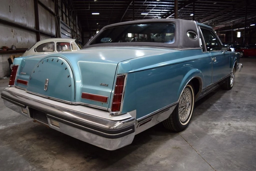 1982 Lincoln Continental Mark VI - Image 8 of 31