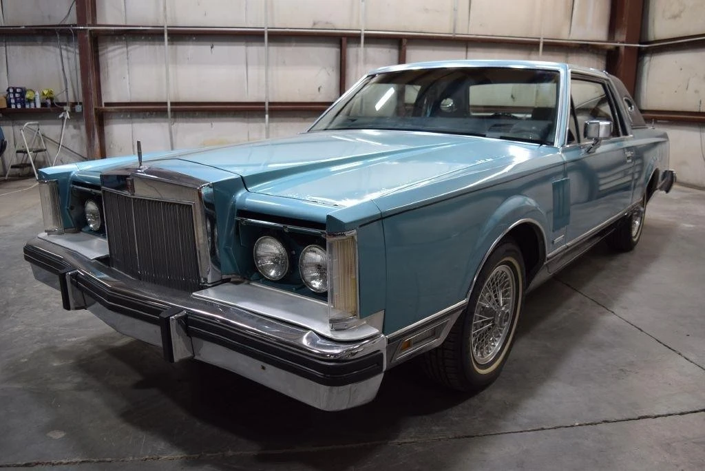 1982 Lincoln Continental Mark VI - Image 3 of 31
