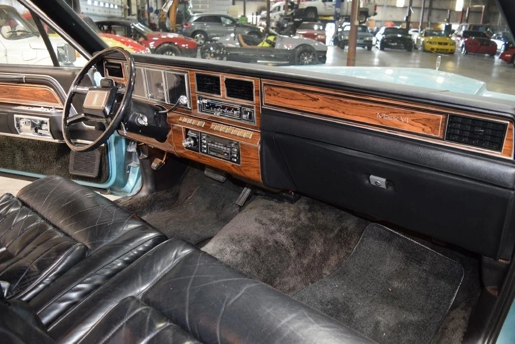 1982 Lincoln Continental Mark VI - Image 23 of 31