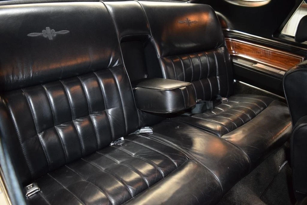 1982 Lincoln Continental Mark VI - Image 20 of 31