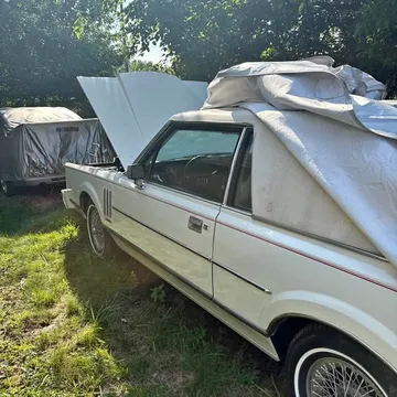 1982 Lincoln Mark VI Bill Blass
