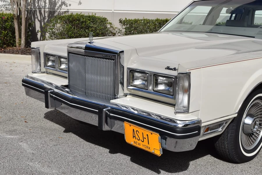 1982 Lincoln Town Car - Image 12 of 12