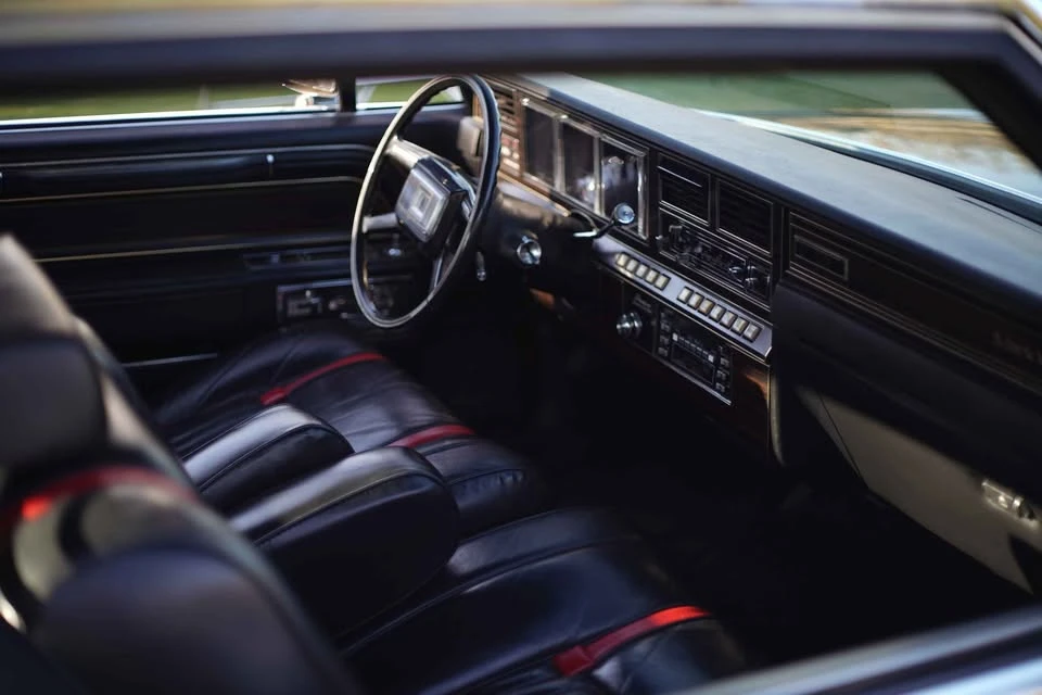 1982 Lincoln Continental Mark VI - Image 10 of 16