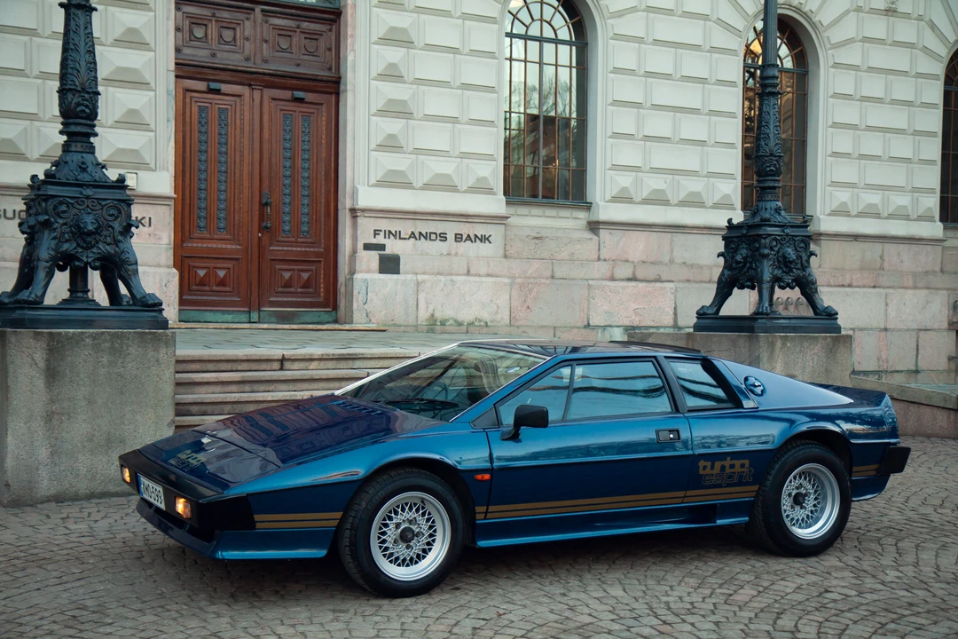 1982 Lotus Esprit Series 3 & Turbo - Image 15 of 31
