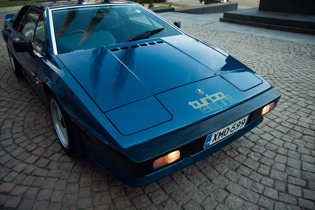 1982 Lotus Esprit Series 3 & Turbo - Image 29 of 31