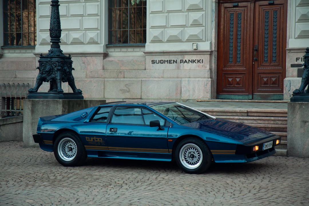1982 Lotus Esprit Series 3 & Turbo - Image 8 of 31