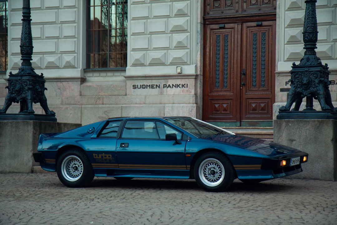 1982 Lotus Esprit Series 3 & Turbo - Image 19 of 31