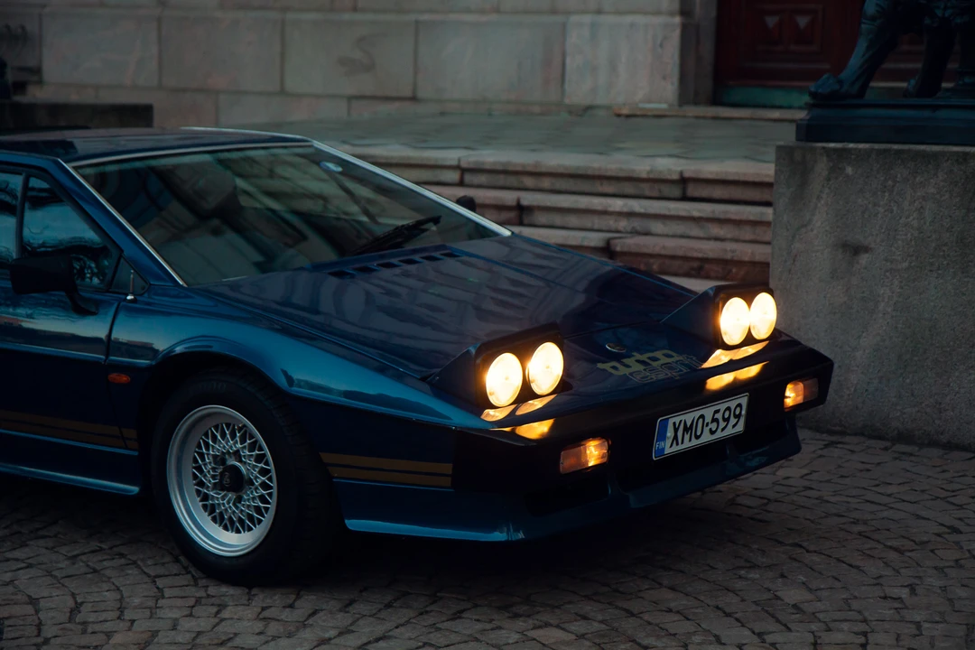 1982 Lotus Esprit Series 3 & Turbo - Image 25 of 31
