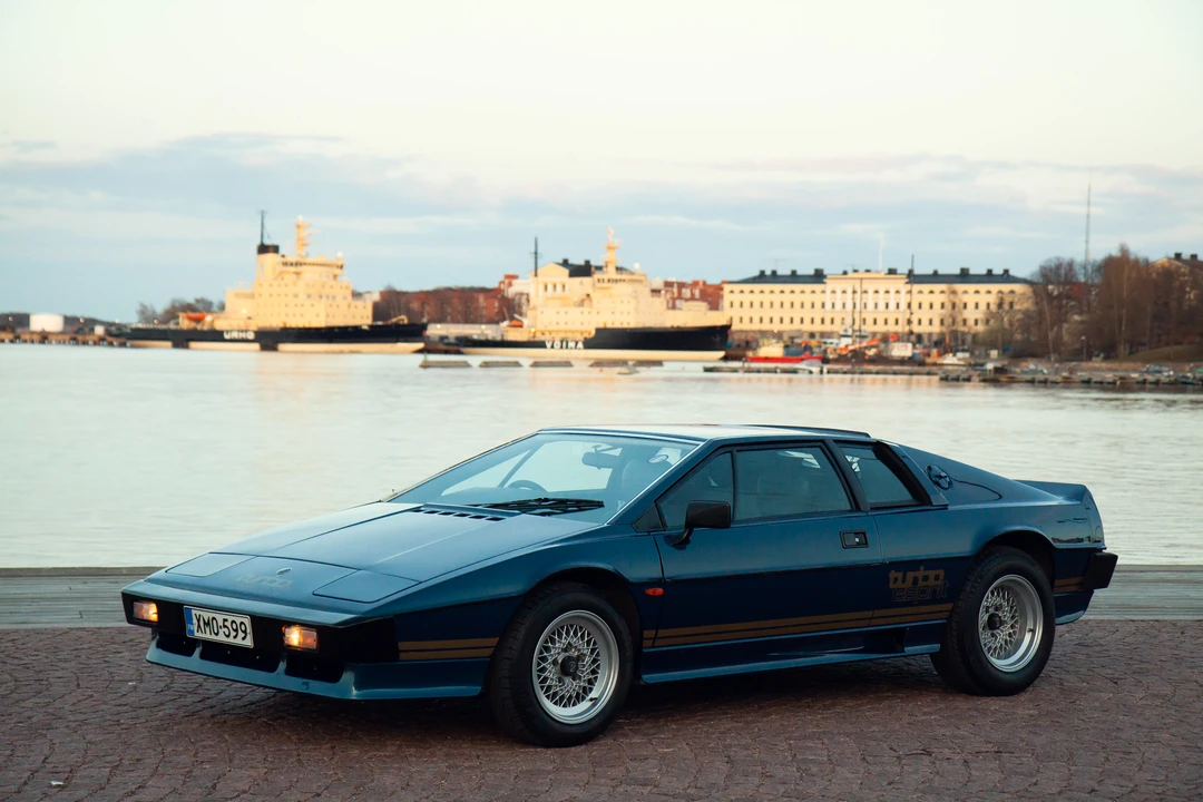1982 Lotus Esprit Series 3 & Turbo - Image 4 of 31