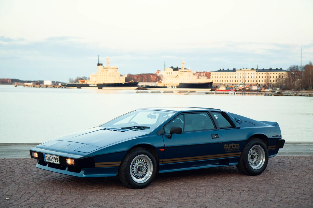 1982 Lotus Esprit Series 3 & Turbo - Image 22 of 31