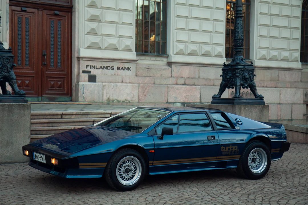 1982 Lotus Esprit Series 3 & Turbo - Image 2 of 31
