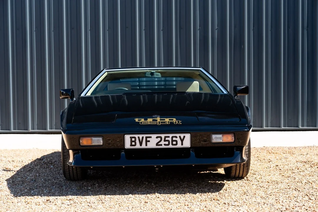 1982 Lotus Esprit Series 3 & Turbo - Image 23 of 30