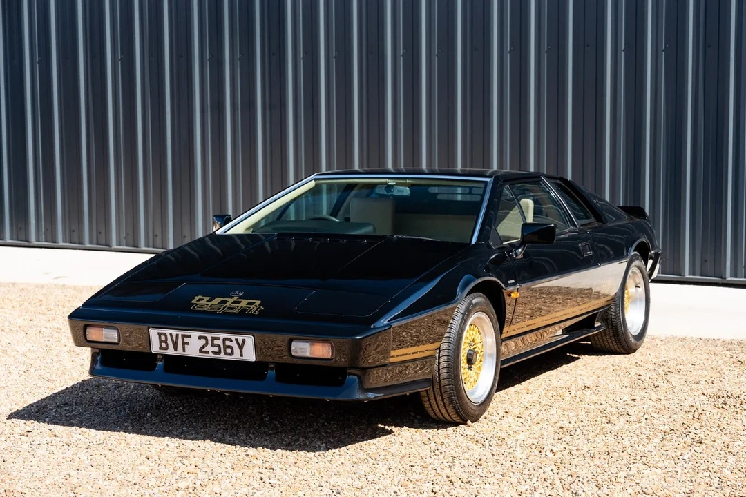 1982 Lotus Esprit Series 3 & Turbo - Image 15 of 30