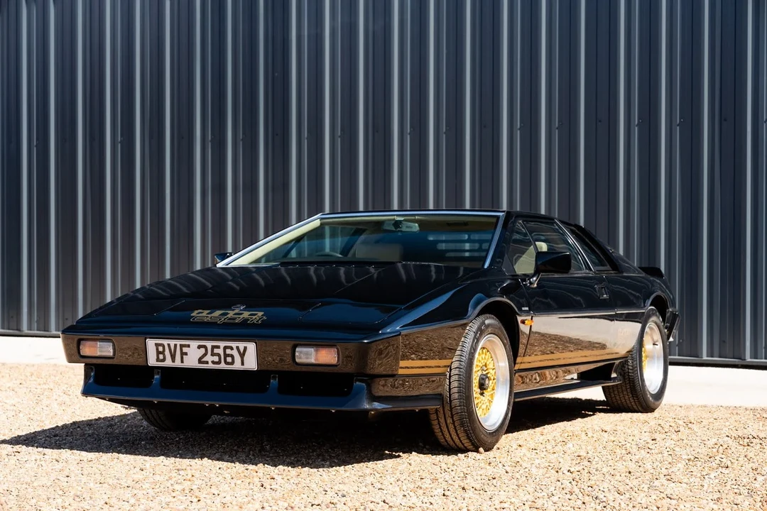 1982 Lotus Esprit Series 3 & Turbo - Image 25 of 30
