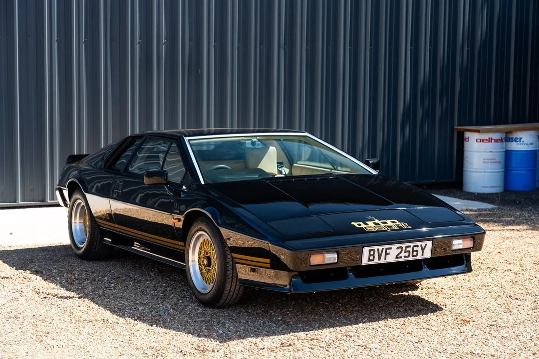 1982 Lotus Esprit Series 3 & Turbo - Image 13 of 30