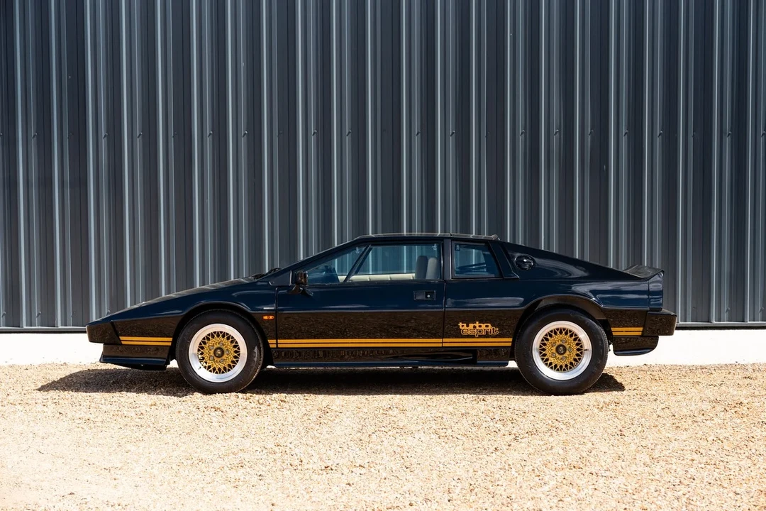 1982 Lotus Esprit Series 3 & Turbo - Image 28 of 30