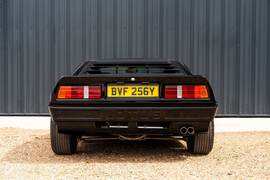 1982 Lotus Esprit Series 3 & Turbo - Image 21 of 30