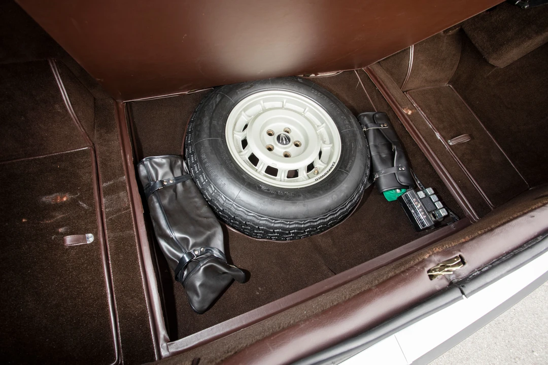 1982 Maserati Quattroporte 3rd Gen - Image 5 of 30