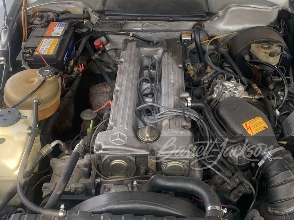 1982 Mercedes-Benz R107 SL-Class - Image 3 of 31