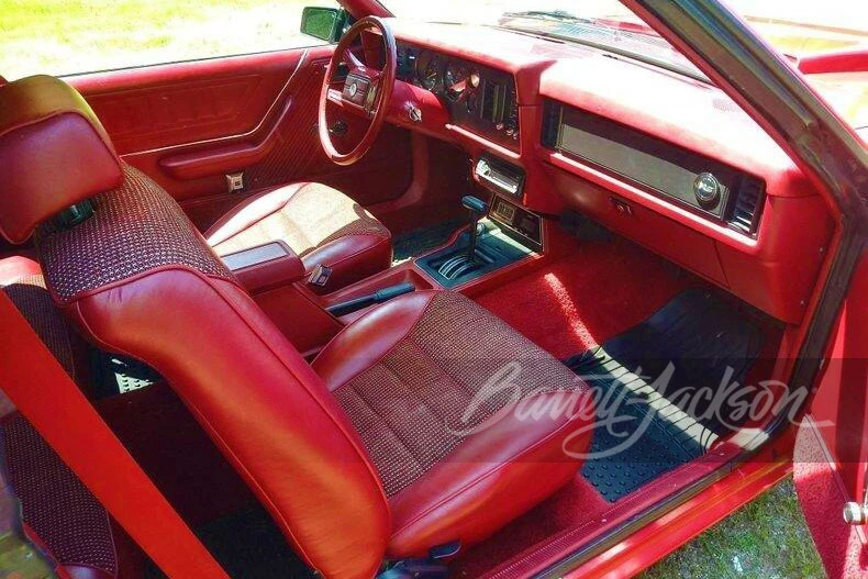 1982 Mercury Capri - Image 3 of 11