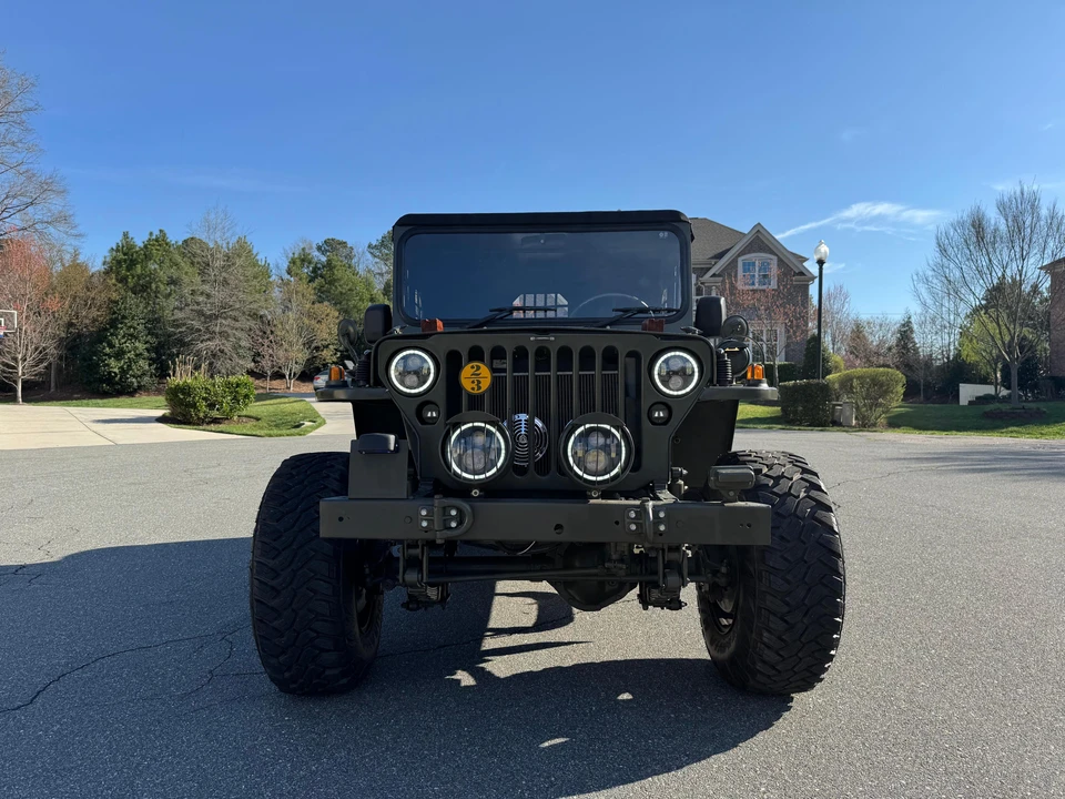 1982 Mahindra - Image 8 of 31