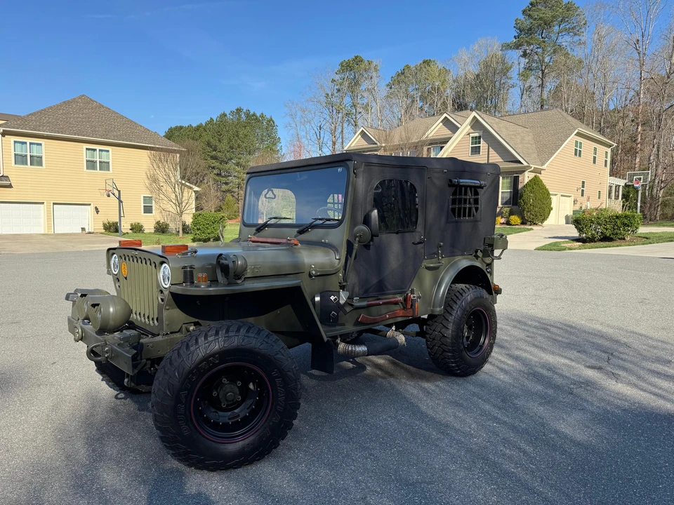 1982 Mahindra - Image 17 of 31