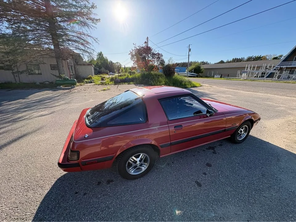 1982 Mazda - Image 9 of 21