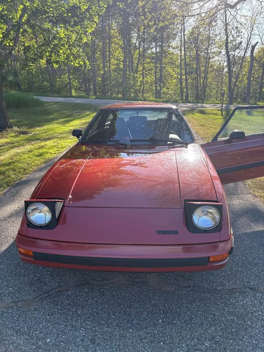 1982 Mazda - Image 8 of 21