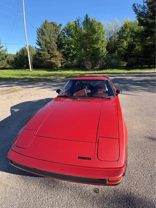 1982 Mazda - Image 11 of 21